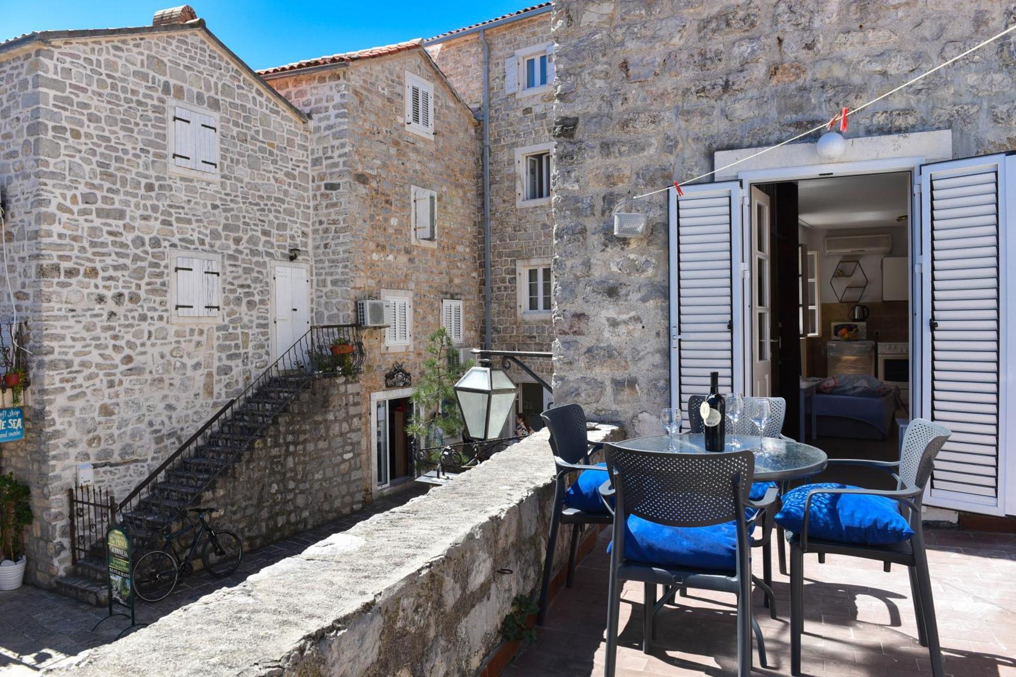 Apartment Lucky Будва Екстериор снимка